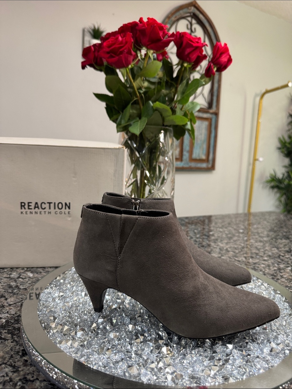 Reaction Kenneth Cole Charcoal gray Ankle Booties NEW 6.5